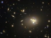 Karanlık madde, “karanlık kuvvet” etkileşimine giriyor olabilir