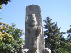 Arkeoloji kitaplığına değerli bir armağan