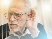 İşitme kaybını, çok fazla beyin aktivitesi tetikliyor olabilir