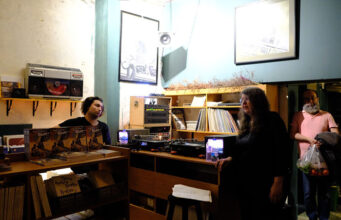 Blues kitabının tanıtımı müzik ziyafetine dönüştü