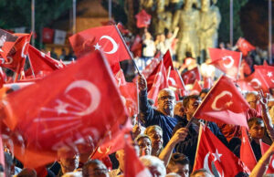 Yeni parti ve sosyalistler
